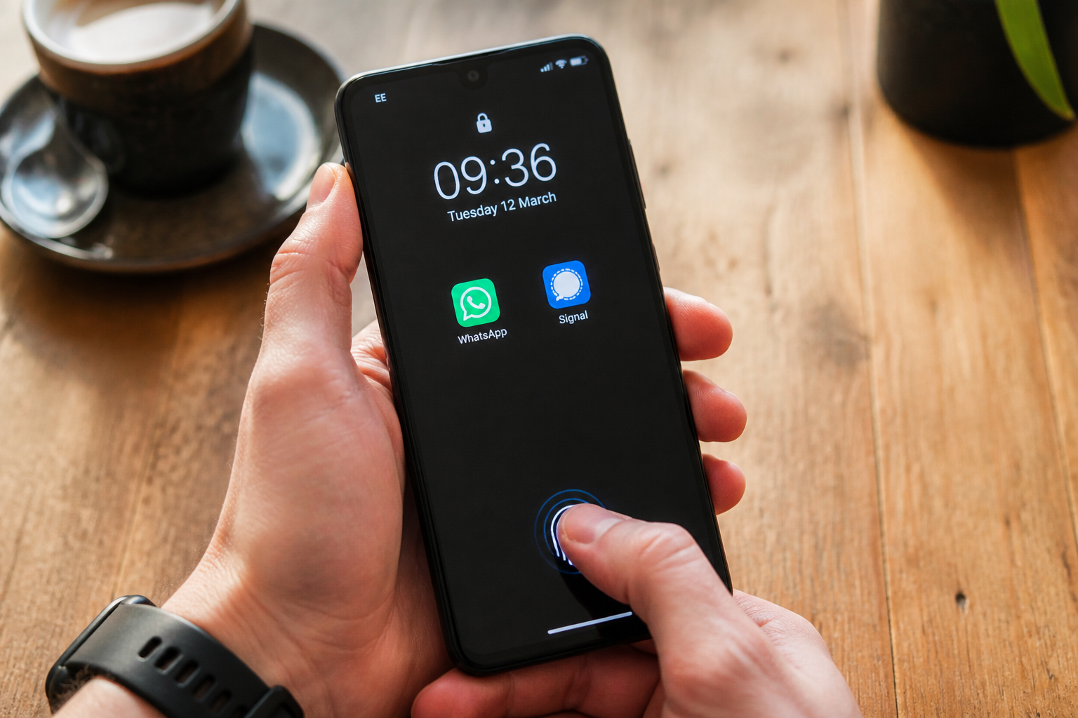 WhatsApp et Signal : 5 gestes simples pour les rendre plus sûrs